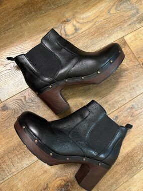Clarks Ledella Star Chelsea Clog Boots black leather 8.5 moto festival fun!